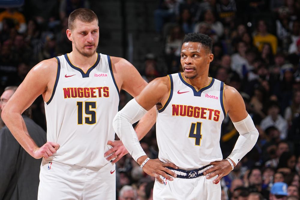 球策略中启 球策略中启